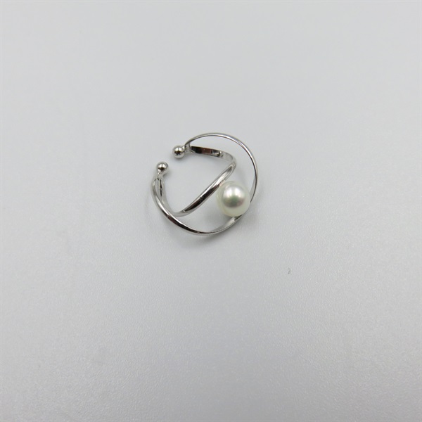 【10月のおすすめ商品】パールイヤーカフ（4.0mm K18ホワイトゴールド）